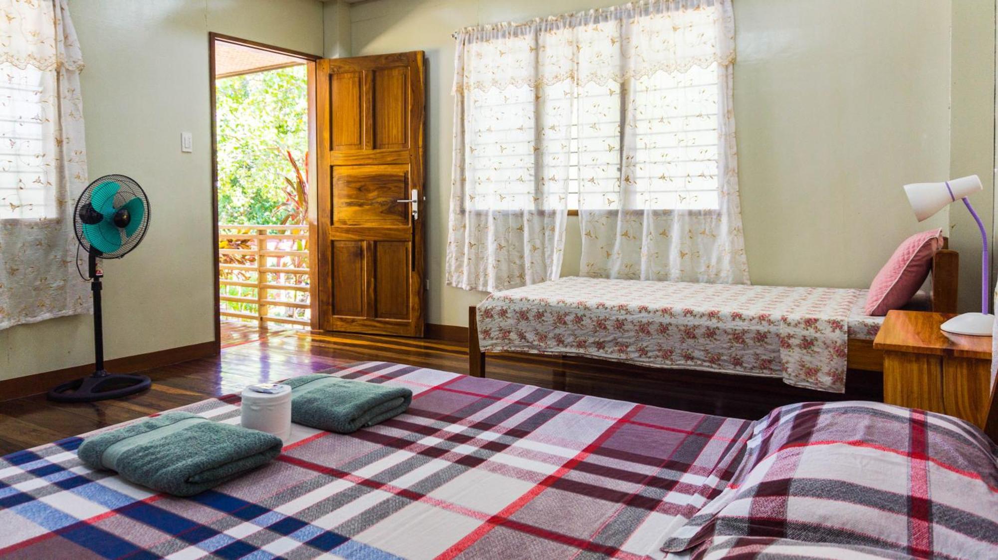 High Chaparral Cottages El Nido Luaran gambar